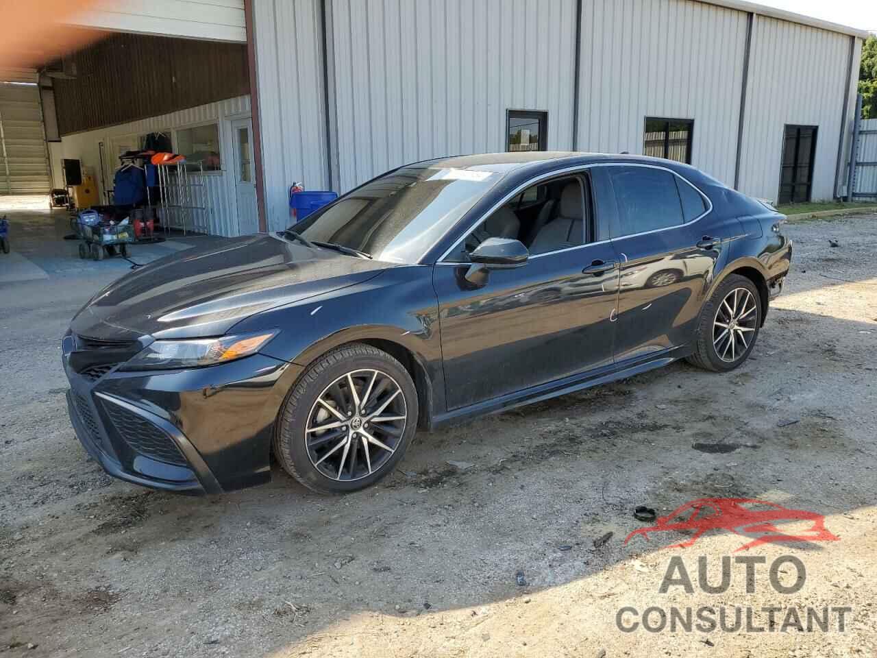 TOYOTA CAMRY 2021 - 4T1G11AK7MU445606