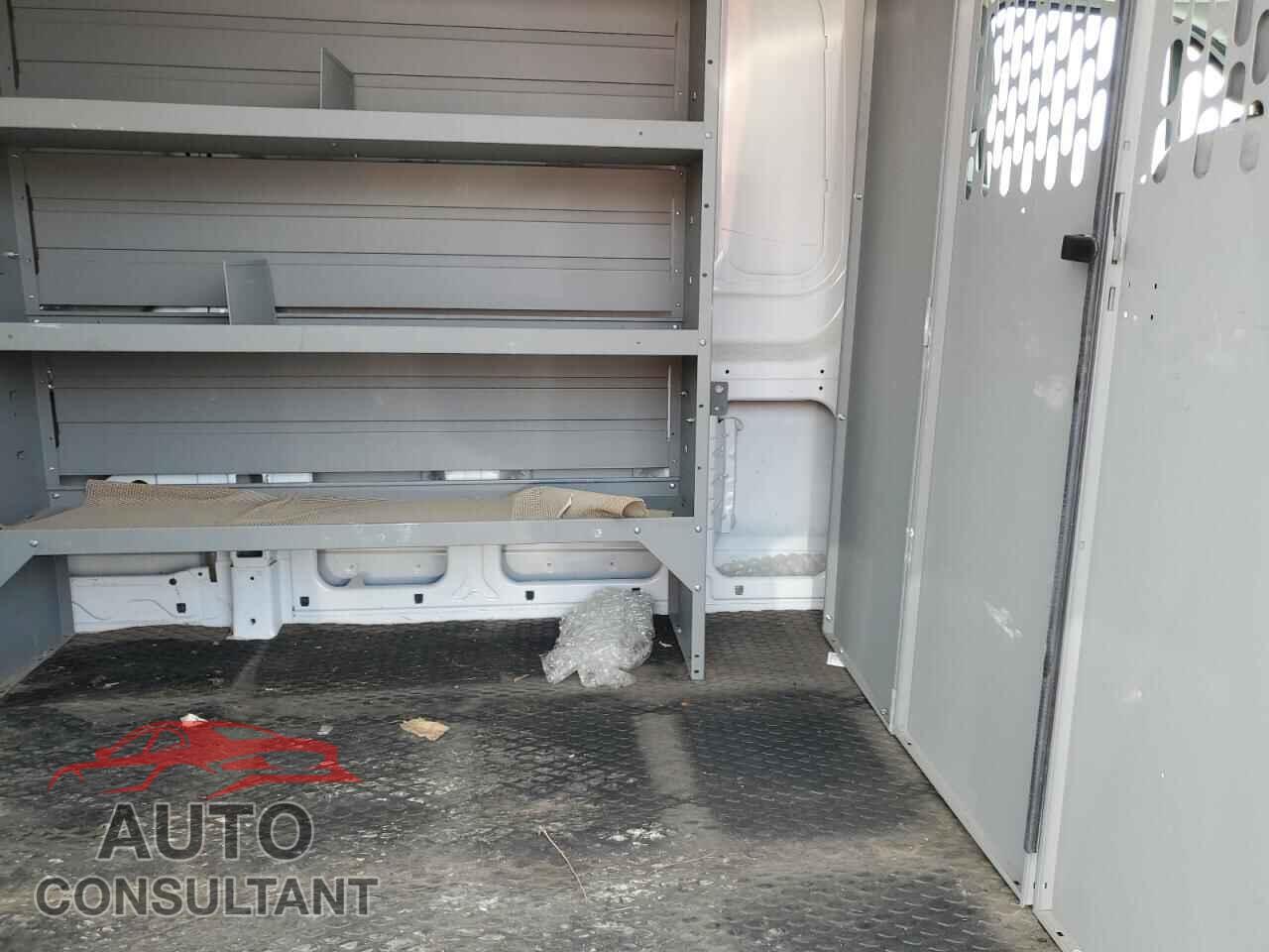FORD TRANSIT 2018 - 1FTYE2CM3JKA09280