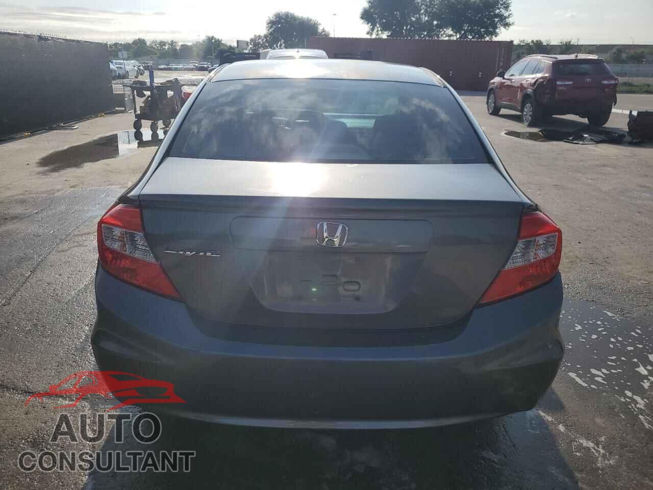 HONDA CIVIC 2012 - 2HGFB2F59CH611665
