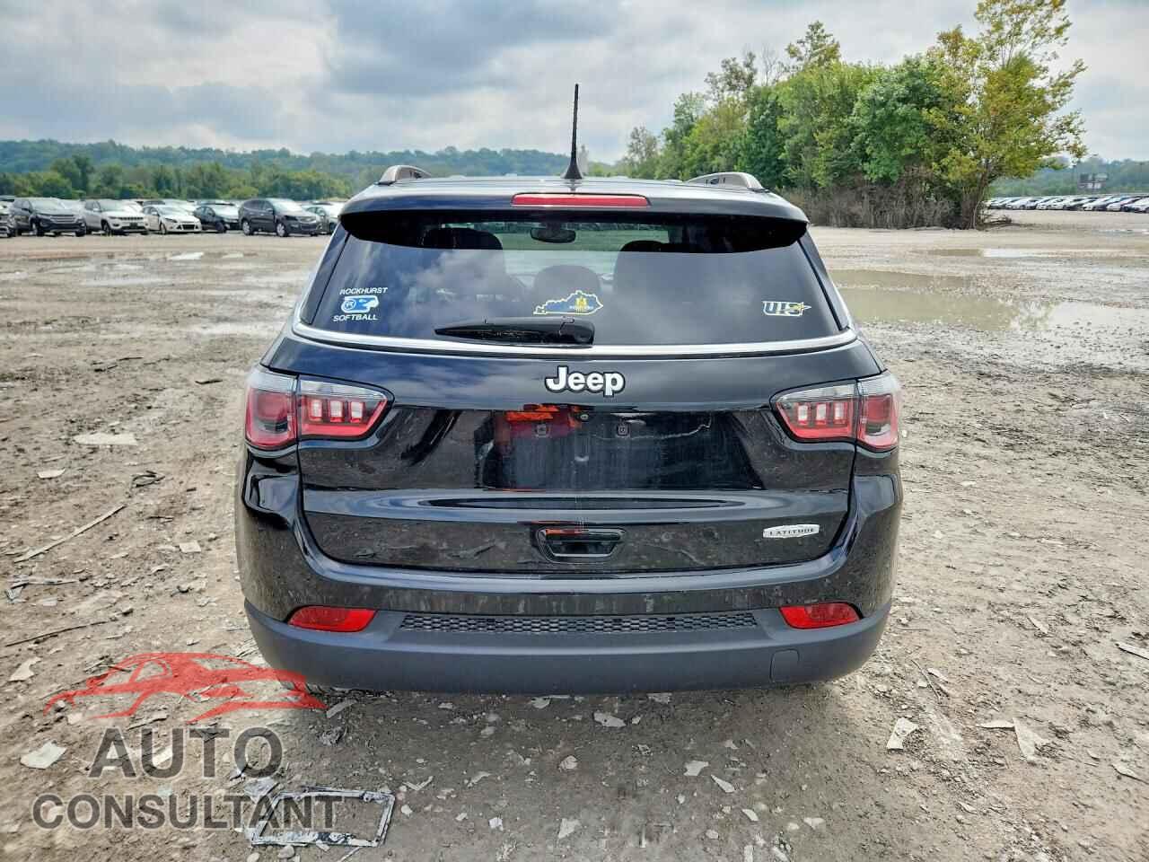 JEEP COMPASS LA 2017 - 3C4NJCBB2HT669260