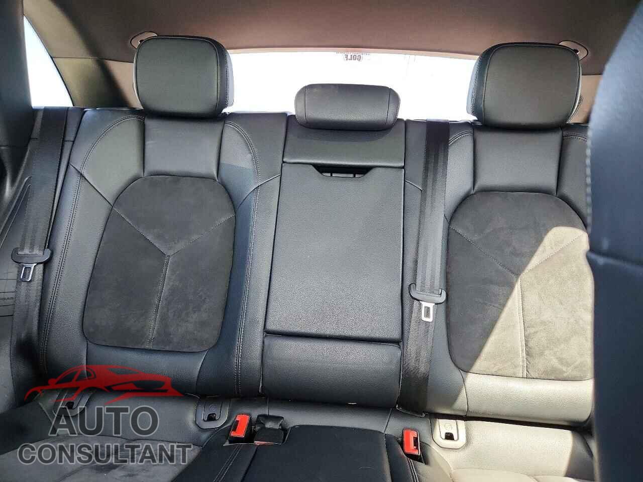 PORSCHE MACAN 2017 - WP1AA2A5XHLB07850