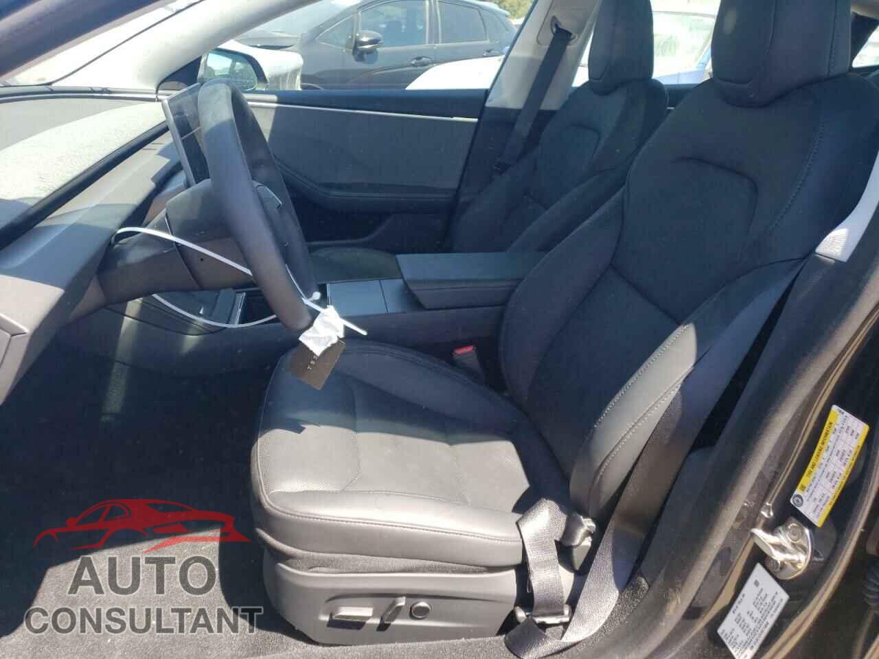 TESLA MODEL 3 2024 - 5YJ3E1EA7RF718648
