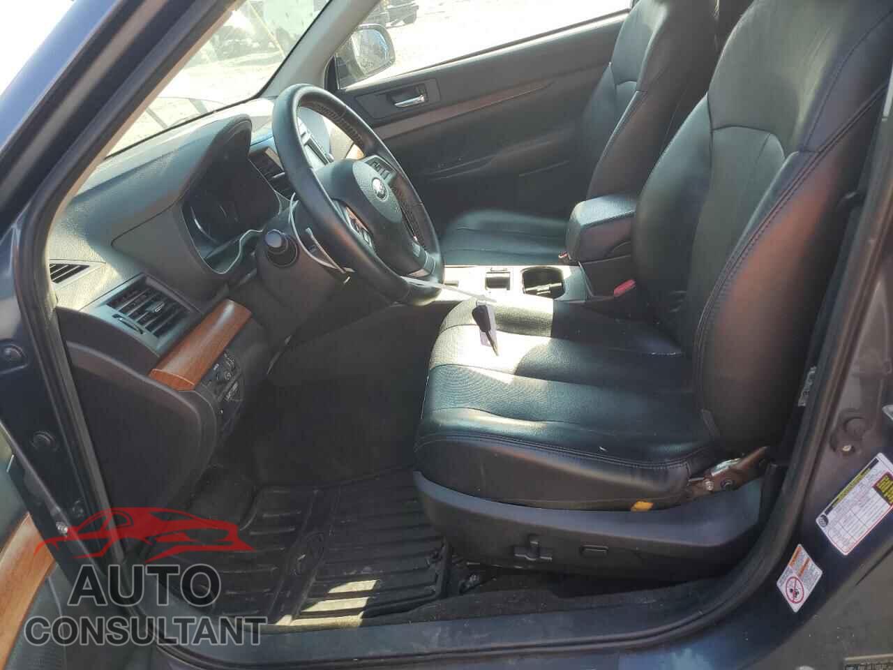 SUBARU OUTBACK 2014 - 4S4BRBKC7E3231903