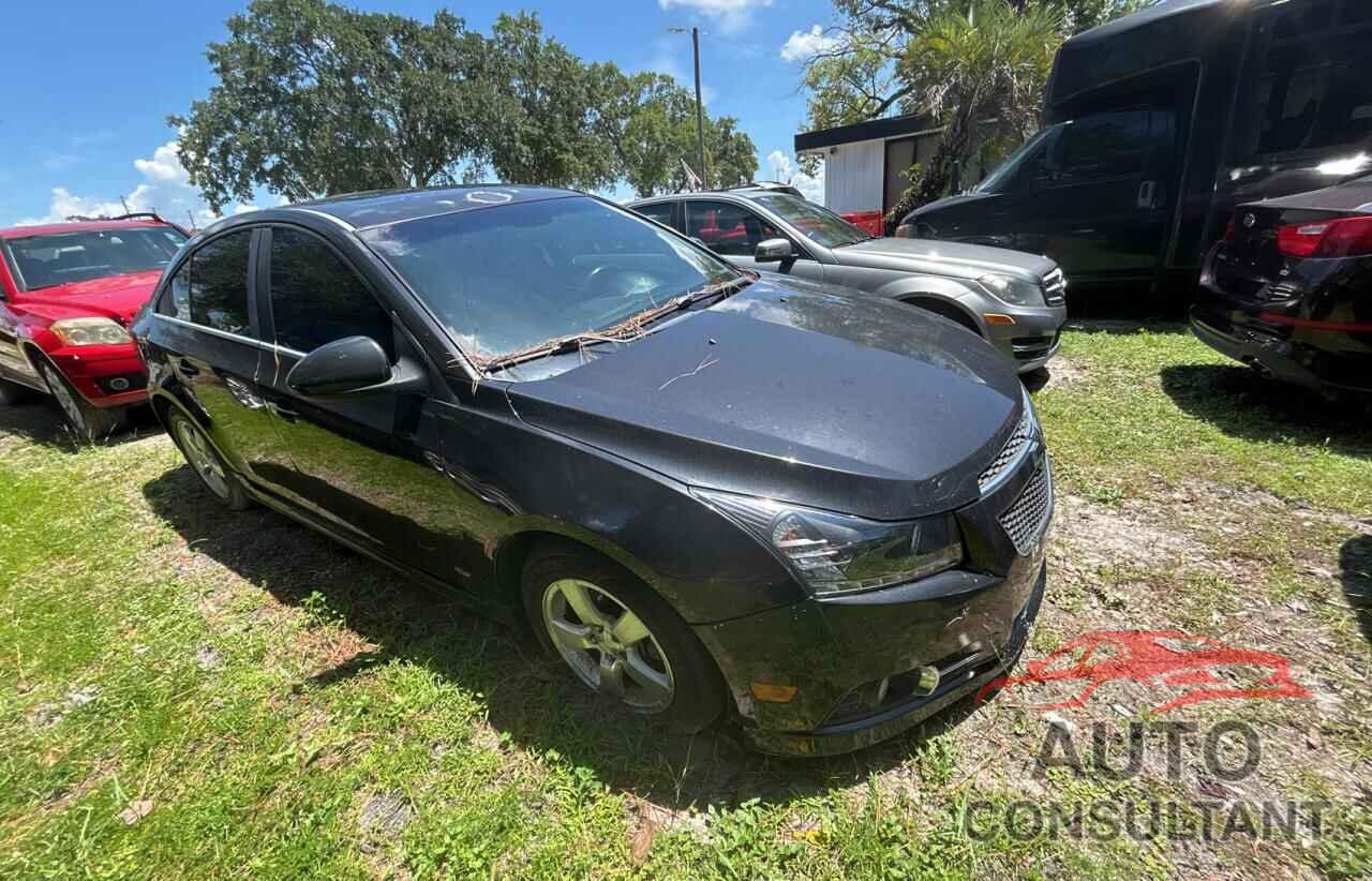 CHEVROLET CRUZE 2014 - 1G1PC5SB3E7228602