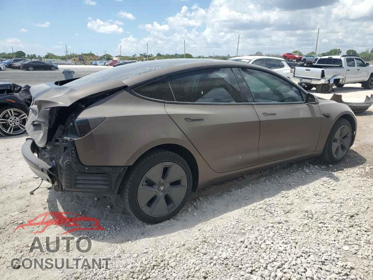 TESLA MODEL 3 2023 - 5YJ3E1EAXPF566121
