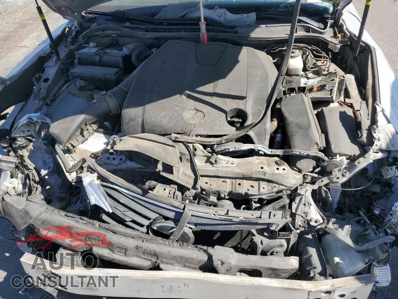 LEXUS IS 2015 - JTHBF1D27F5052311