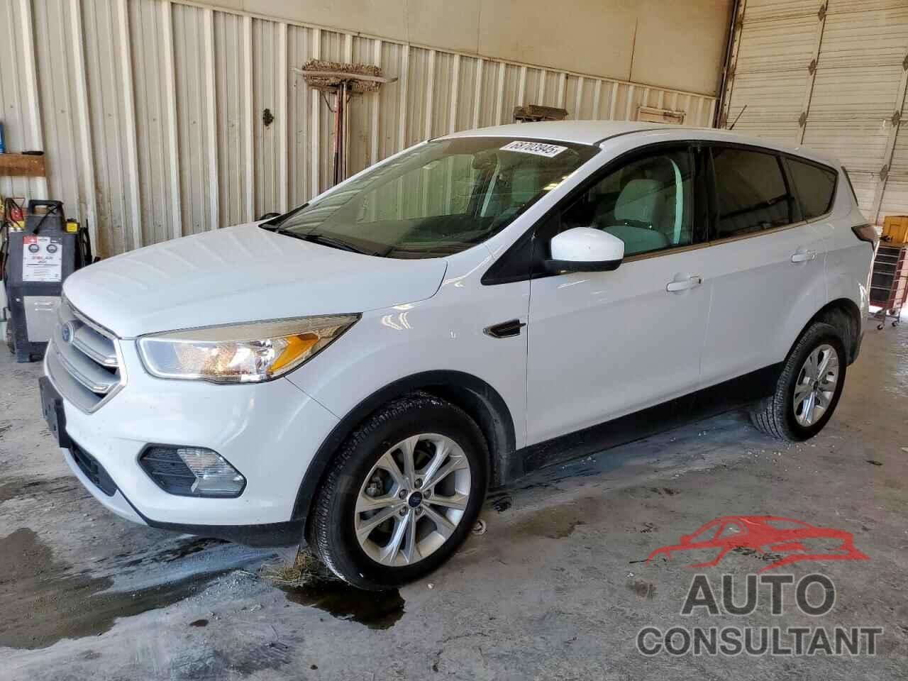 FORD ESCAPE 2017 - 1FMCU0GD8HUA54625