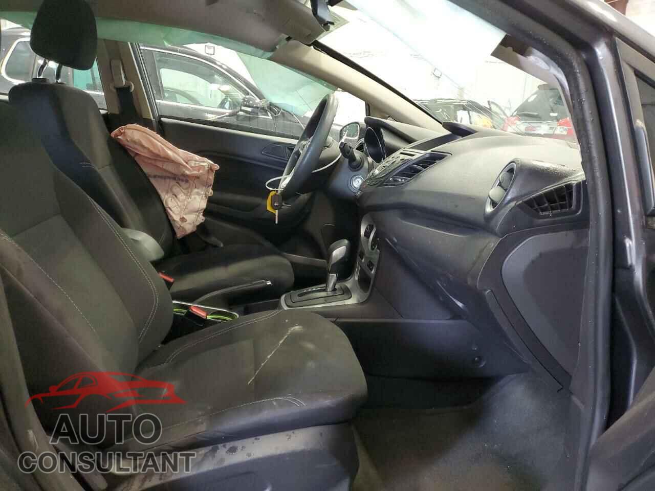 FORD FIESTA 2018 - 3FADP4EJXJM119734