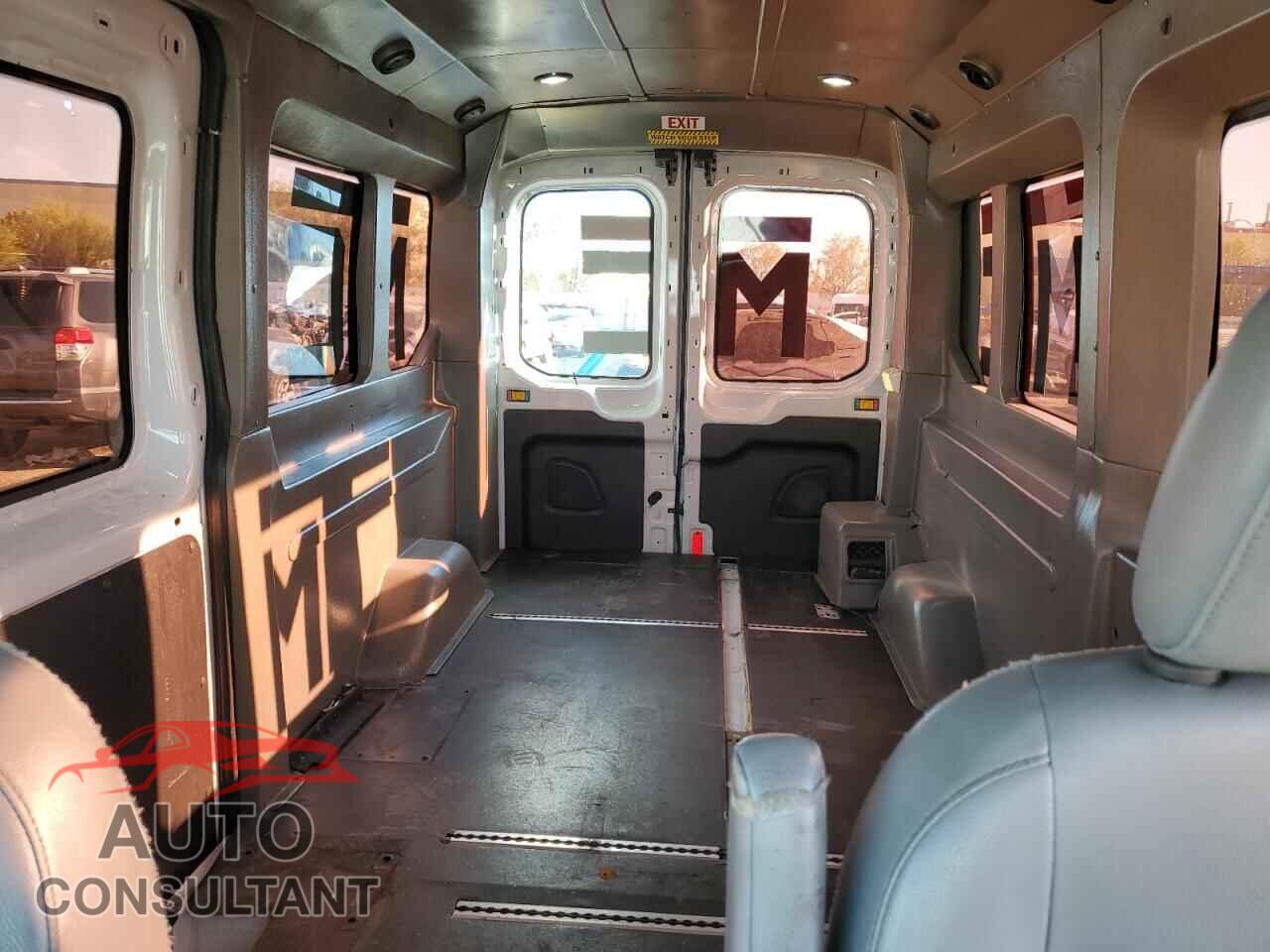 FORD TRANSIT 2017 - 1FTYE2CM3HKB32068
