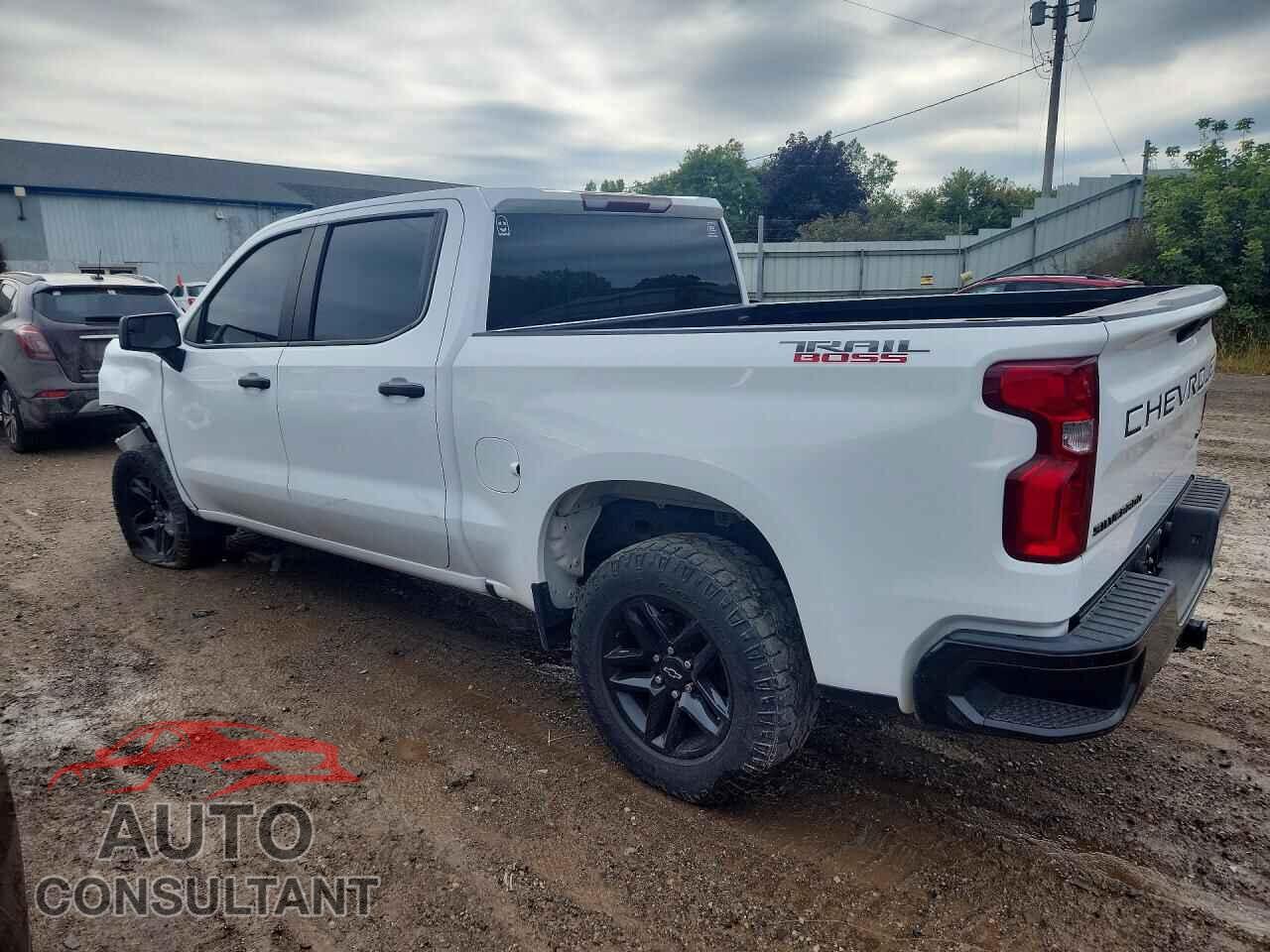 CHEVROLET SILVERADO 2021 - 1GCPYCEFXMZ272546