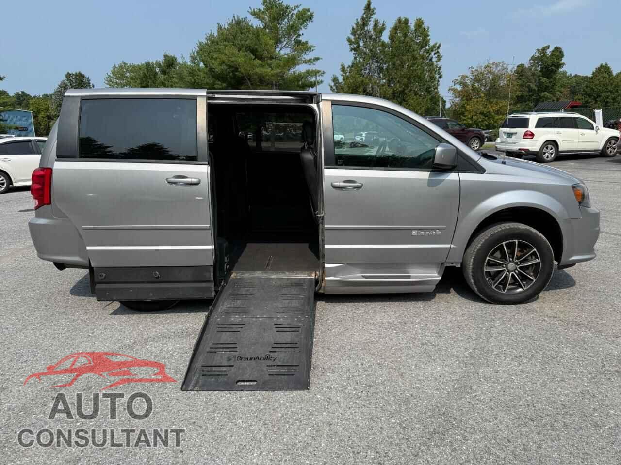 DODGE CARAVAN 2015 - 2C4RDGCG8FR703356