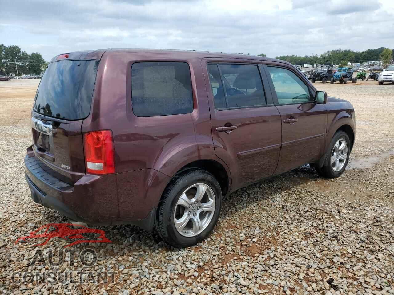 HONDA PILOT 2015 - 5FNYF4H48FB013301