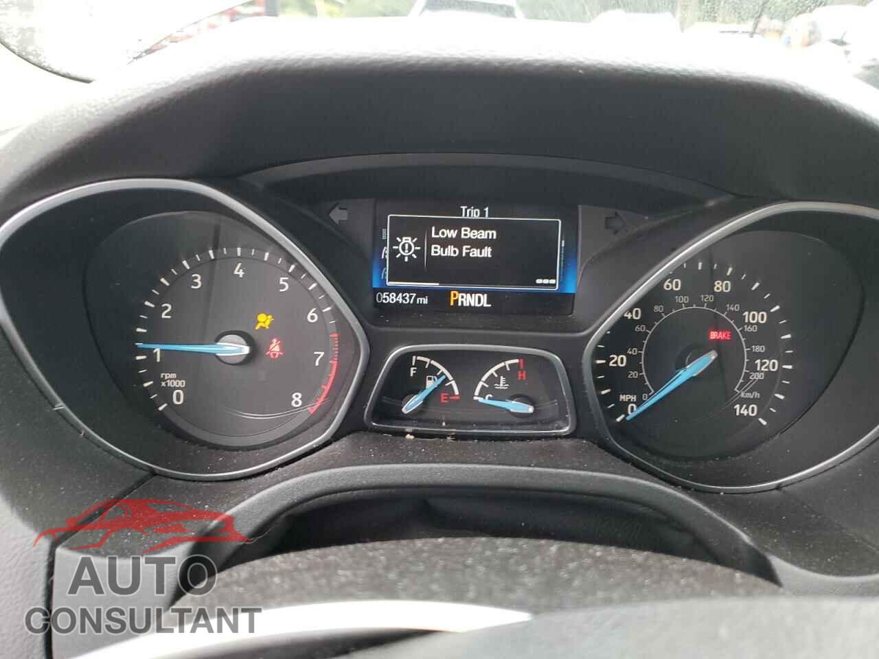 FORD FOCUS 2017 - 1FADP3E29HL325187