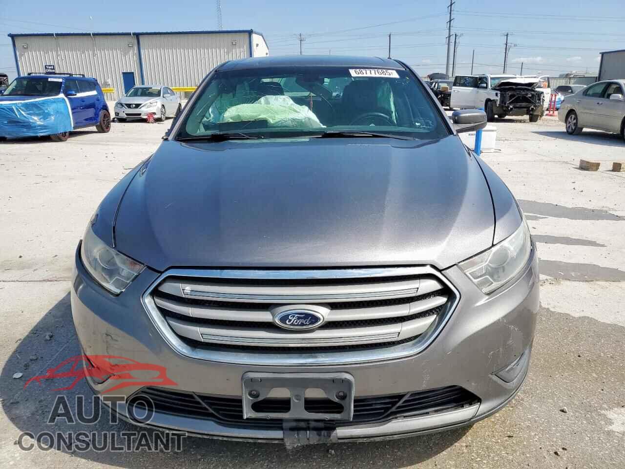 FORD TAURUS 2013 - 1FAHP2E84DG192650