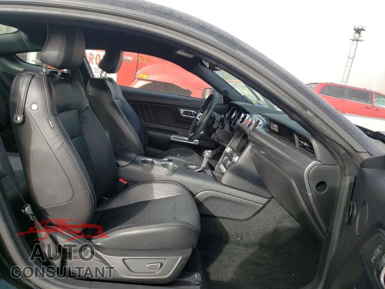 FORD MUSTANG 2017 - 1FA6P8TH8H5262777