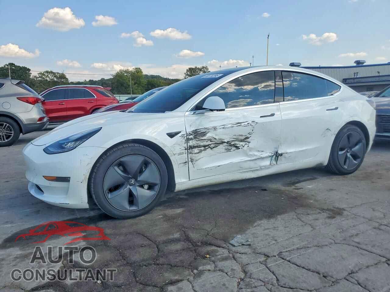 TESLA MODEL 3 2019 - 5YJ3E1EB9KF469896