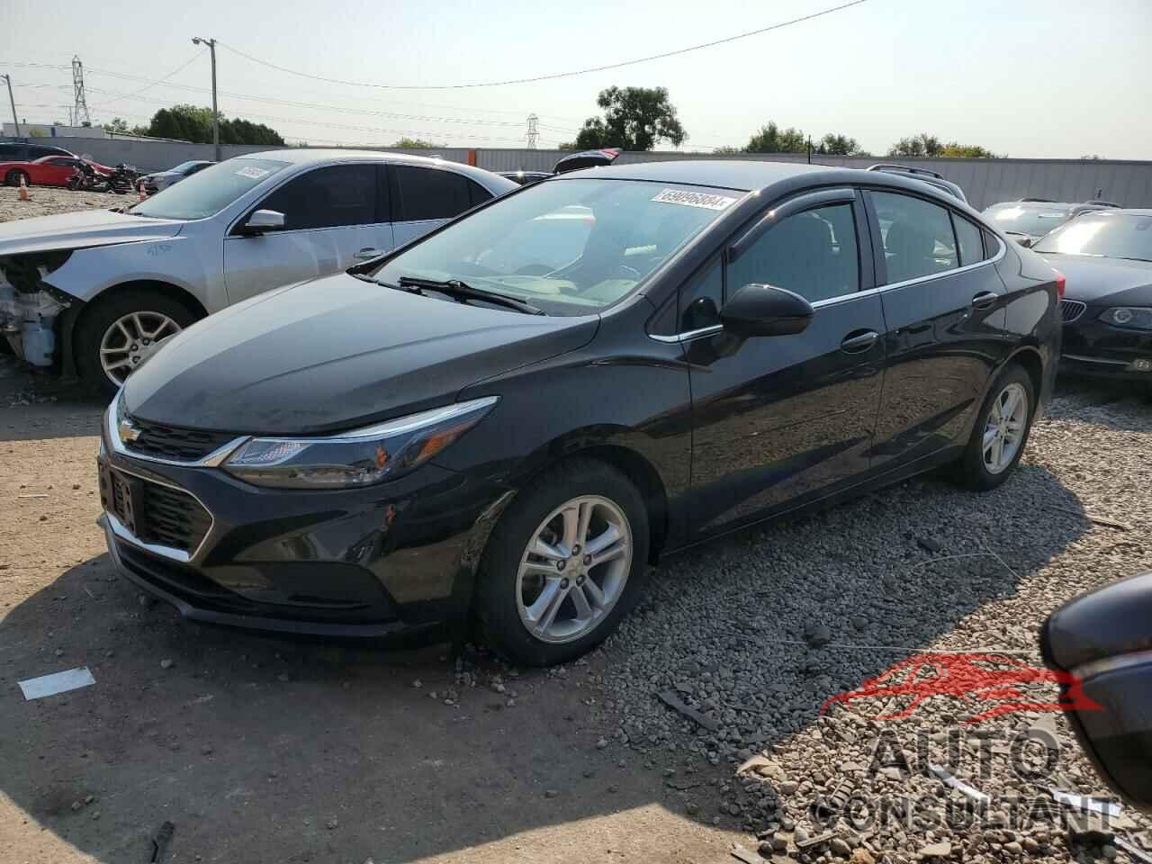 CHEVROLET CRUZE 2018 - 1G1BE5SM9J7227244