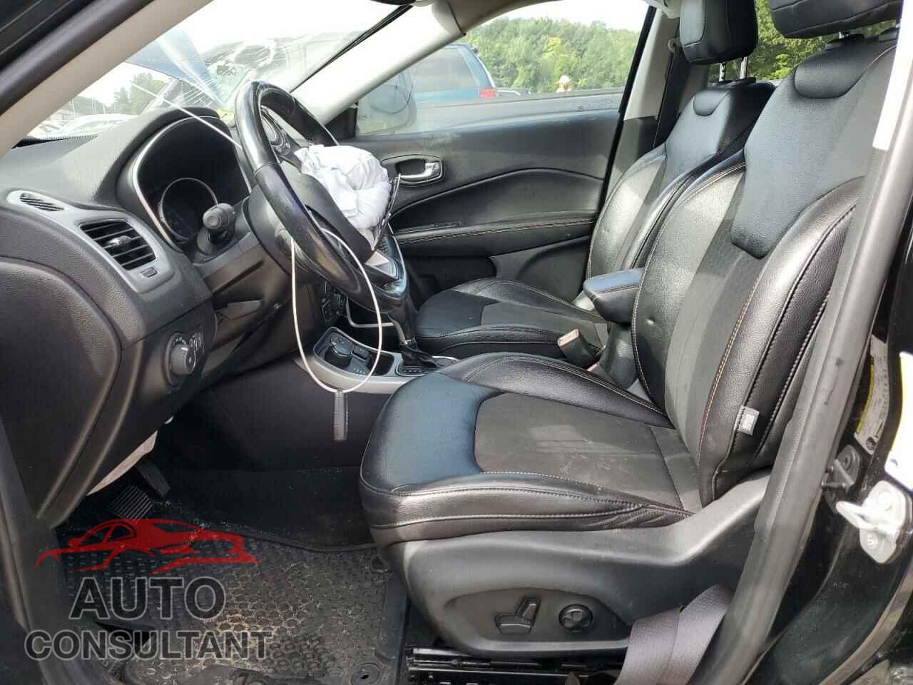 JEEP COMPASS 2019 - 3C4NJDBB3KT786780