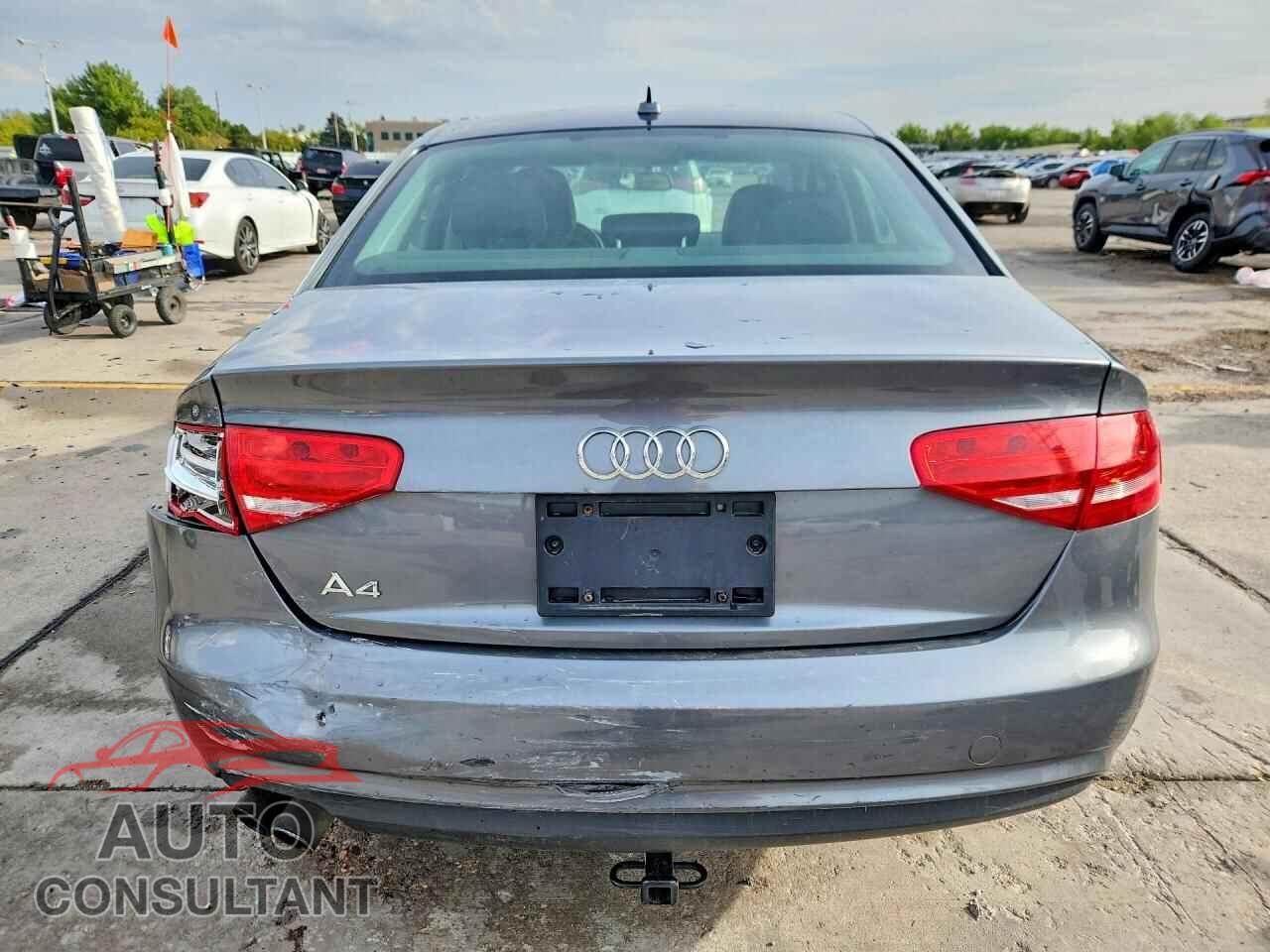 AUDI A4 2013 - WAUBFAFL0DN009043