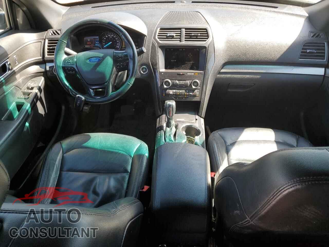 FORD EXPLORER 2018 - 1FM5K8D89JGA92275