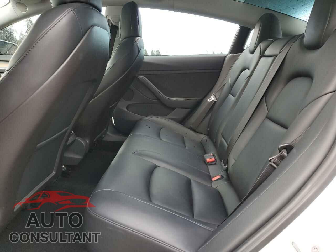TESLA MODEL 3 2021 - 5YJ3E1EB7MF999027