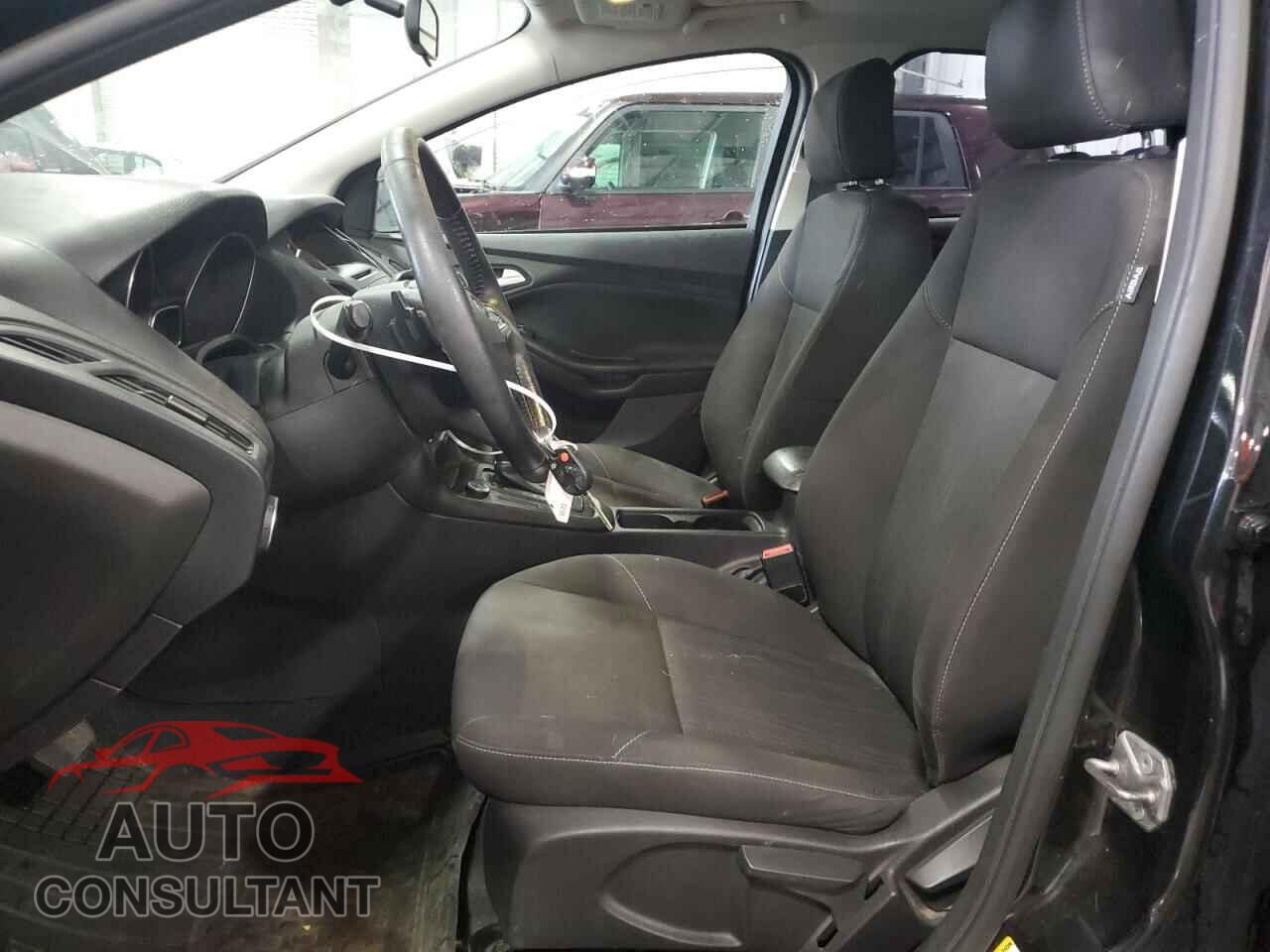FORD FOCUS 2015 - 1FADP3F27FL214603