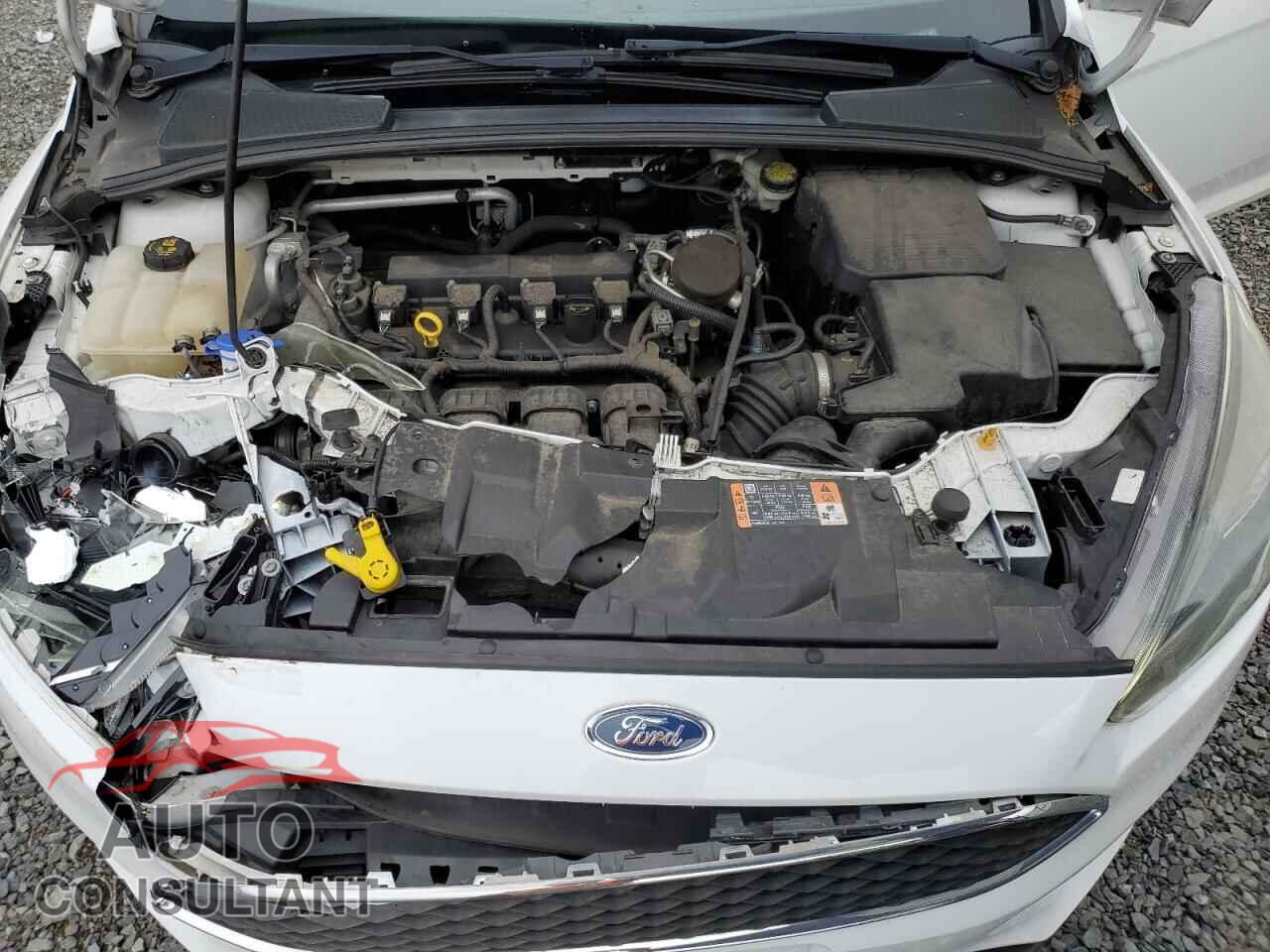 FORD FOCUS 2015 - 1FADP3F21FL332999