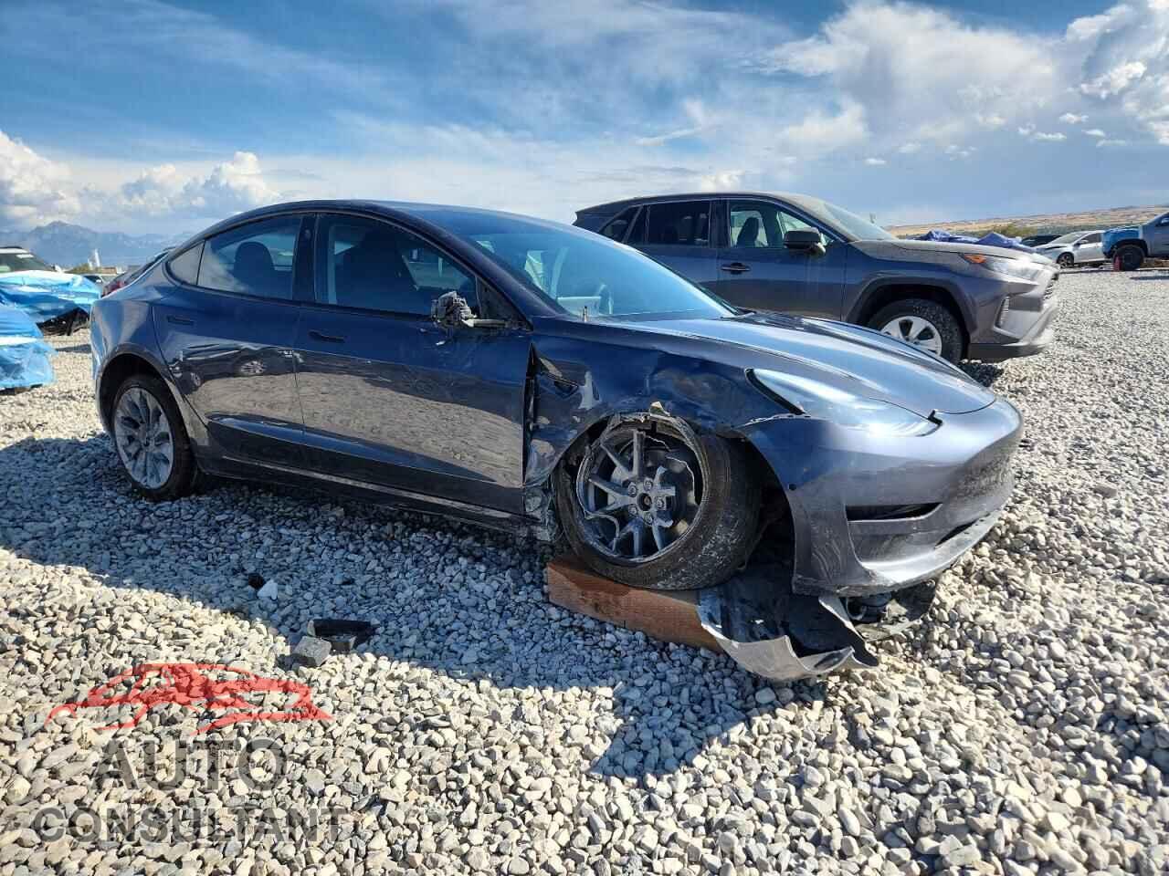TESLA MODEL 3 2021 - 5YJ3E1EBXMF878332