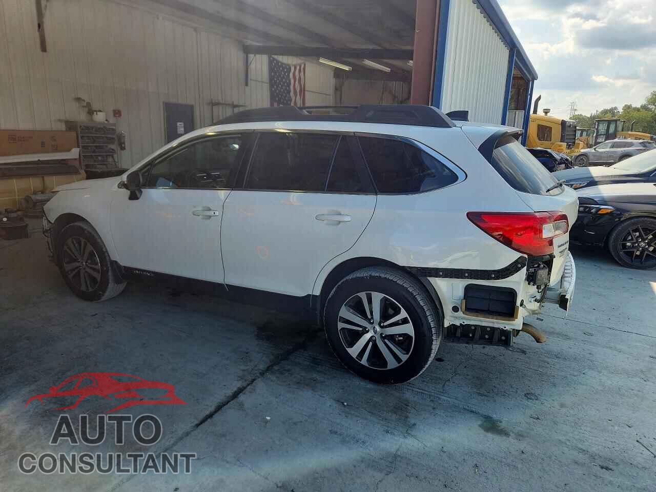 SUBARU OUTBACK 2018 - 4S4BSANC6J3231038