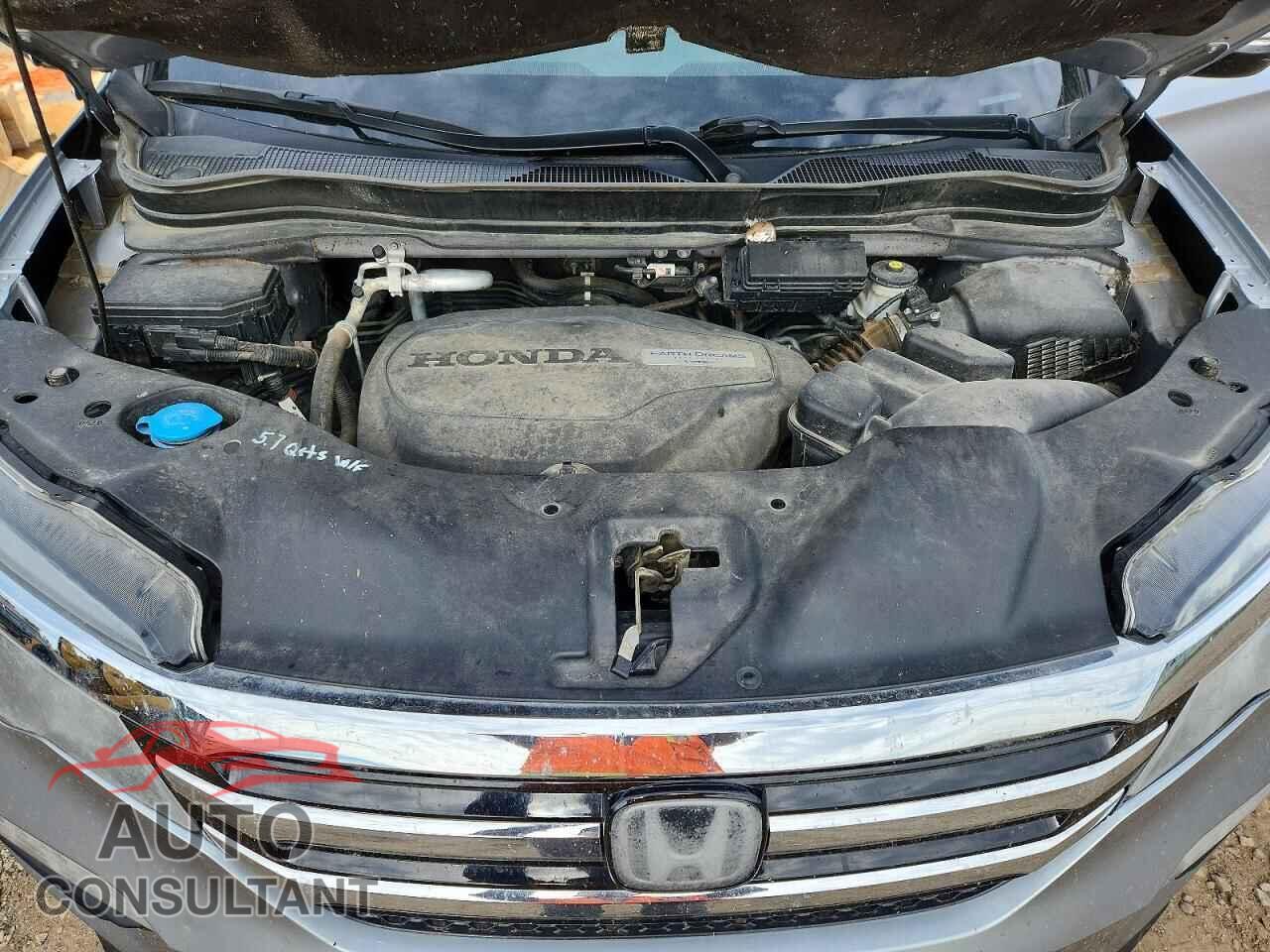 HONDA PILOT 2018 - 5FNYF6H90JB003572