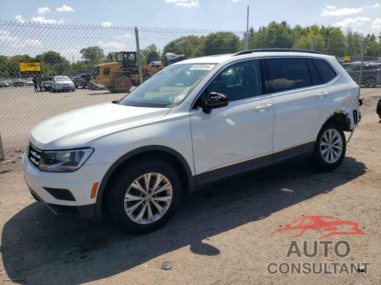 VOLKSWAGEN TIGUAN 2018 - 3VV2B7AX2JM109518