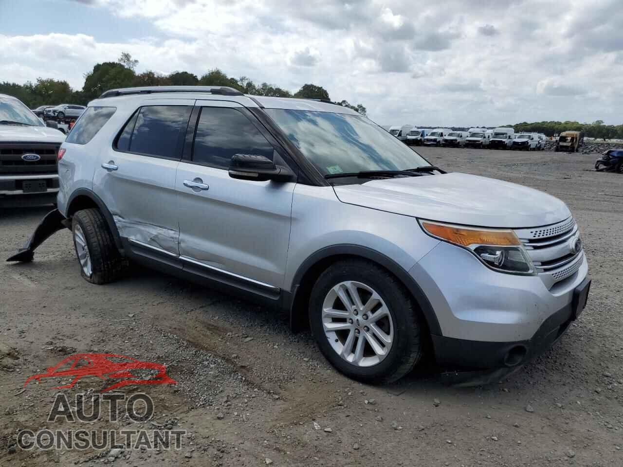 FORD EXPLORER 2011 - 1FMHK8D83BGA04545