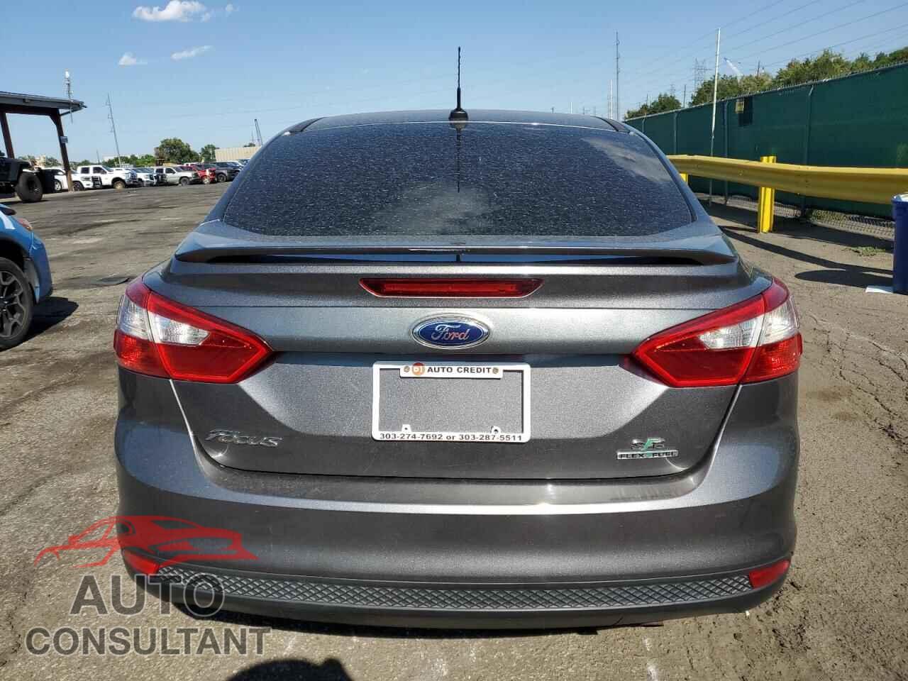 FORD FOCUS 2014 - 1FADP3F2XEL113375