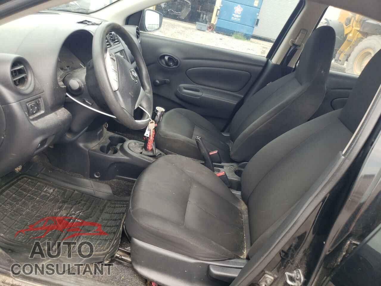 NISSAN VERSA 2017 - 3N1CN7AP3HL817807