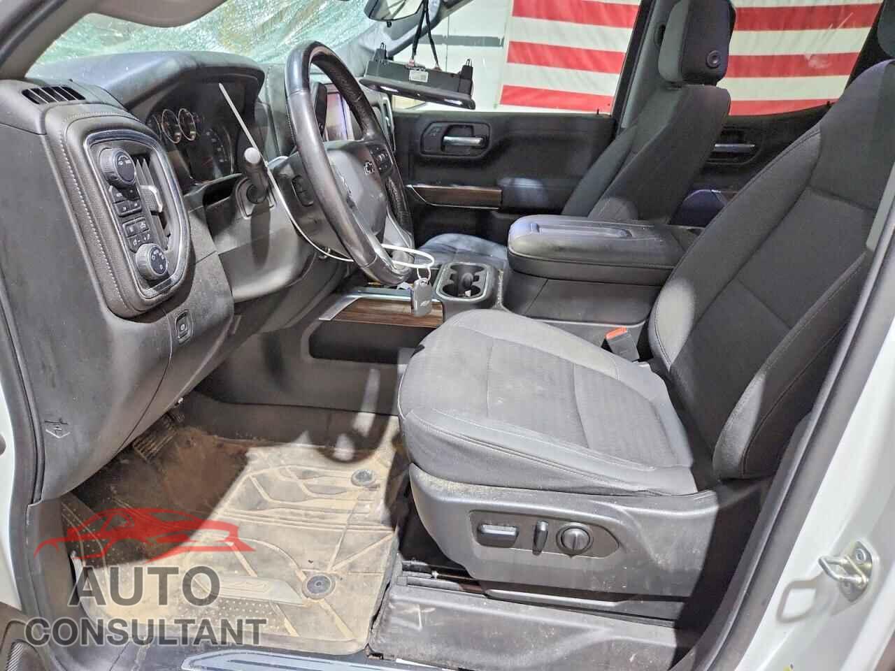 CHEVROLET SILVERADO 2020 - 1GCRYEED3LZ376829