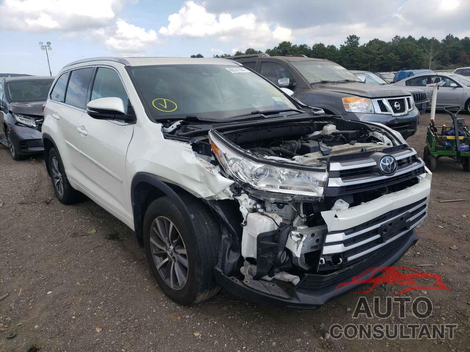 TOYOTA HIGHLANDER 2018 - 5TDJZRFH2JS532618