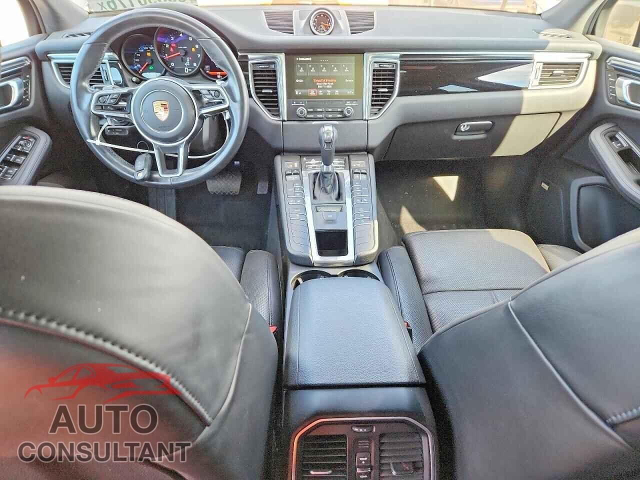 PORSCHE MACAN 2018 - WP1AA2A51JLB01750