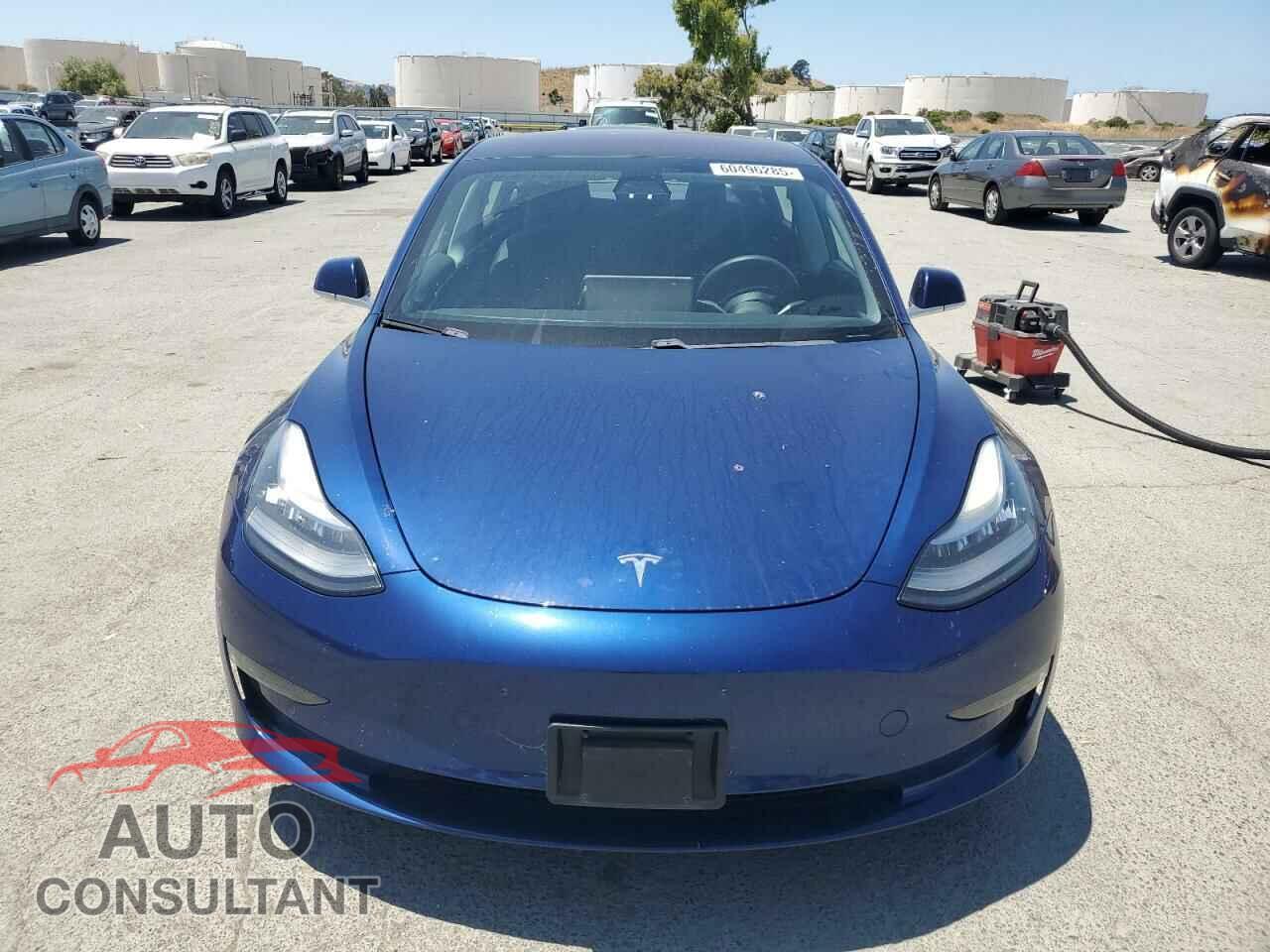 TESLA MODEL 3 2018 - 5YJ3E1EA6JF038437