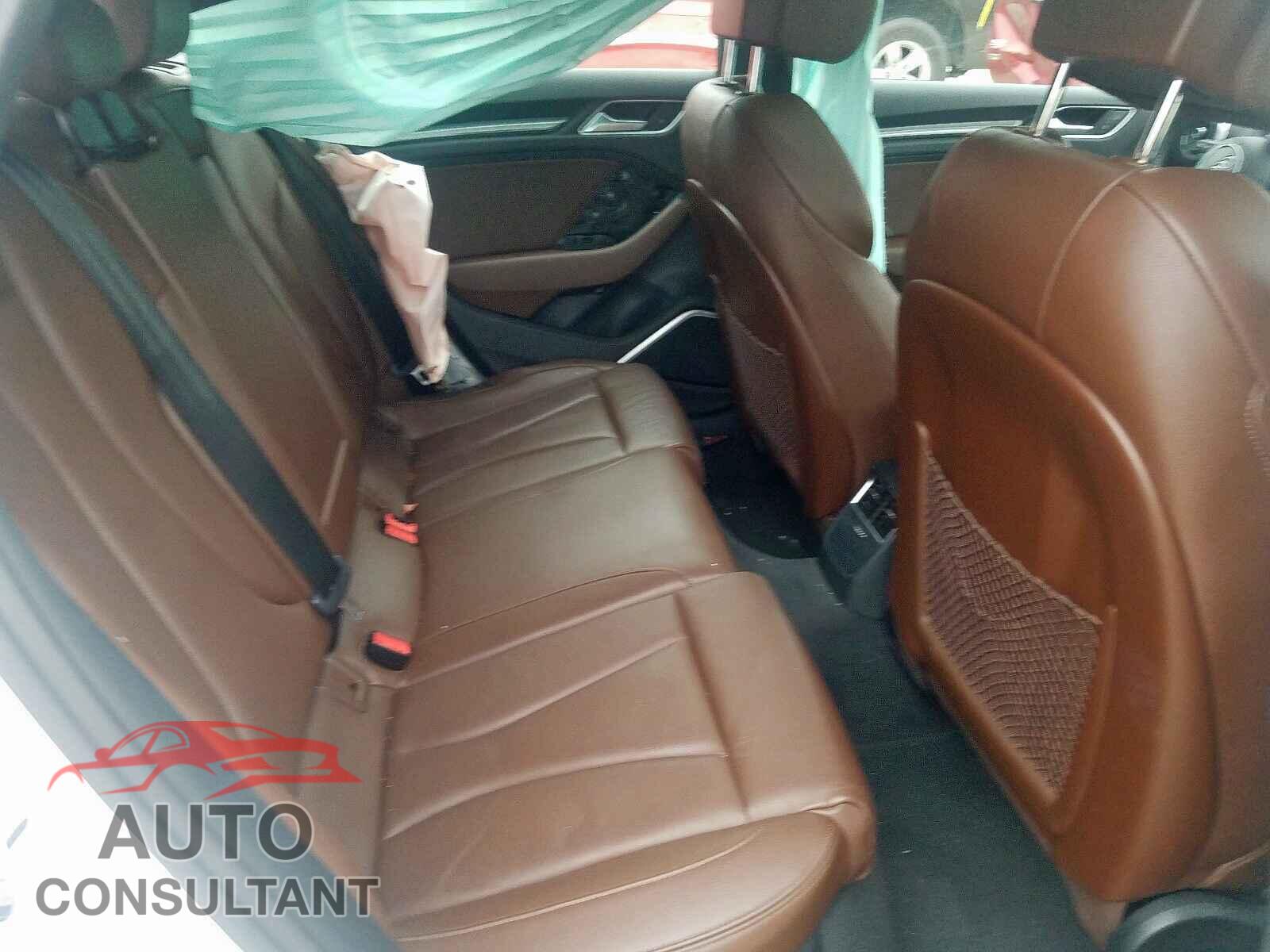 AUDI A3 2017 - WAUTPBFF7HA055967