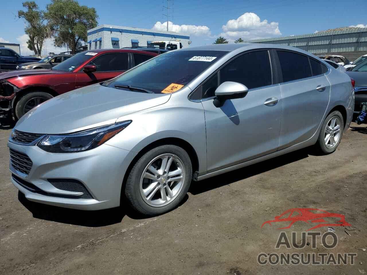 CHEVROLET CRUZE 2018 - 1G1BE5SM6J7119230