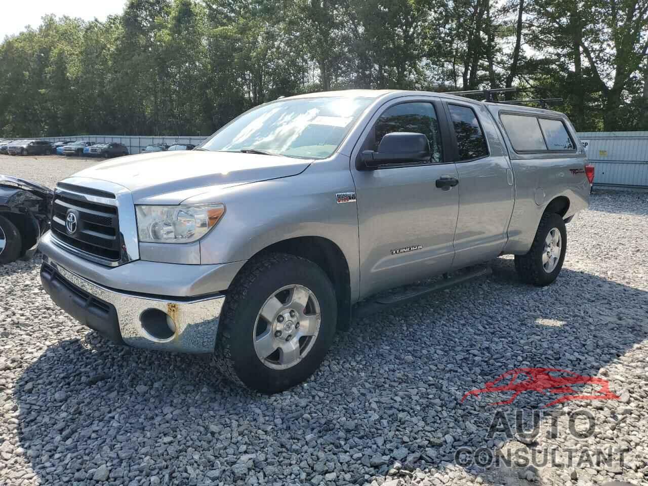 TOYOTA TUNDRA 2010 - 5TFUY5F18AX124498