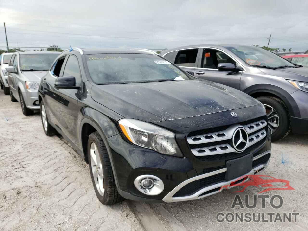 MERCEDES-BENZ GLA-CLASS 2019 - WDCTG4EB7KJ547669