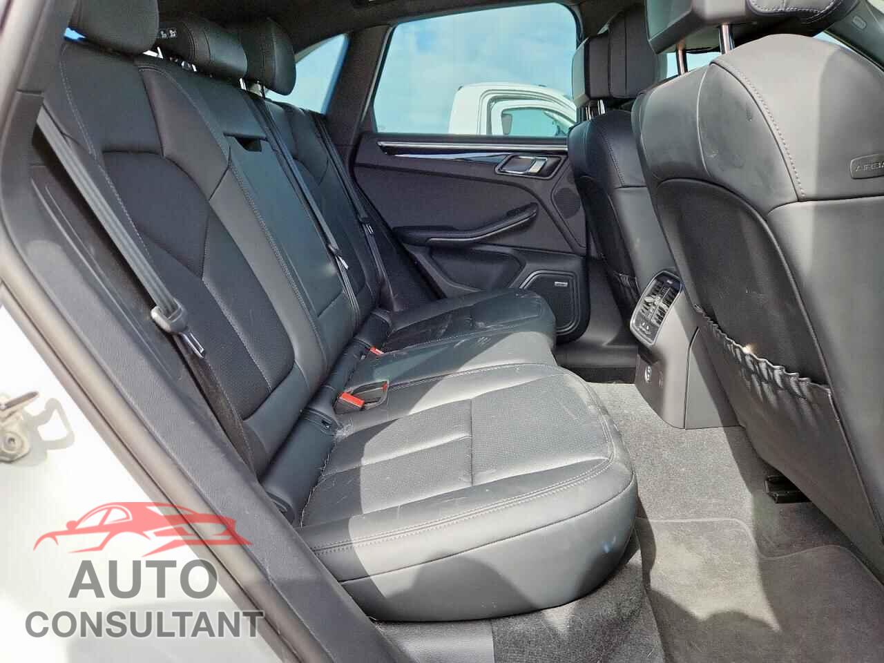 PORSCHE MACAN BASE 2024 - WP1AA2A52RLB00960
