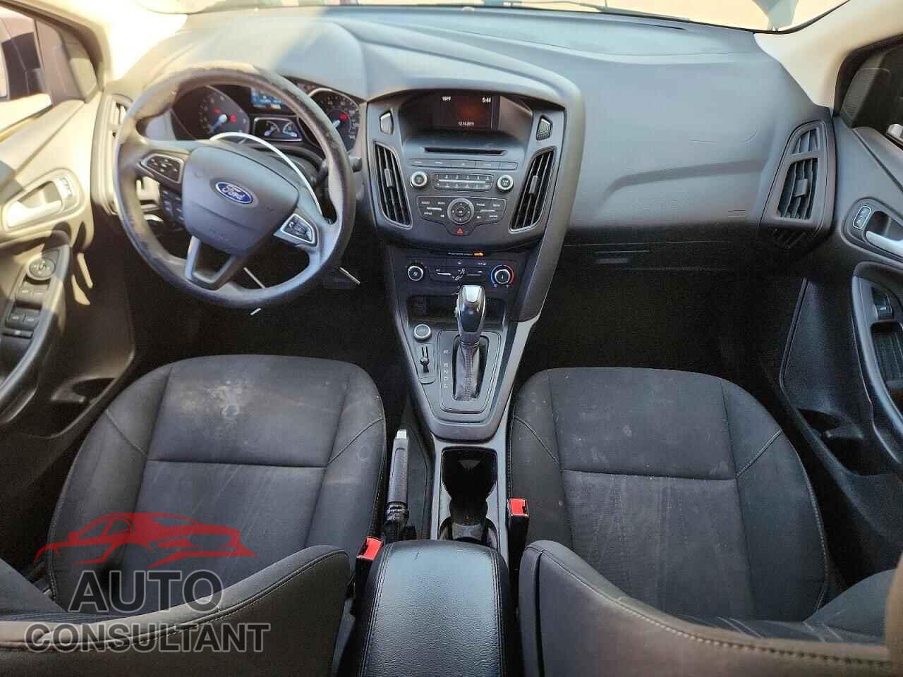 FORD FOCUS 2016 - 1FADP3F21GL263197