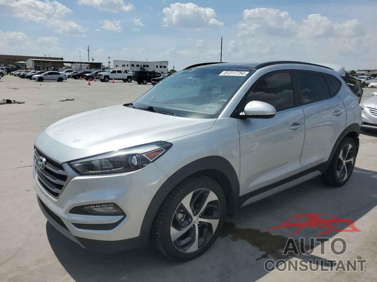 HYUNDAI TUCSON 2018 - KM8J33A22JU758148