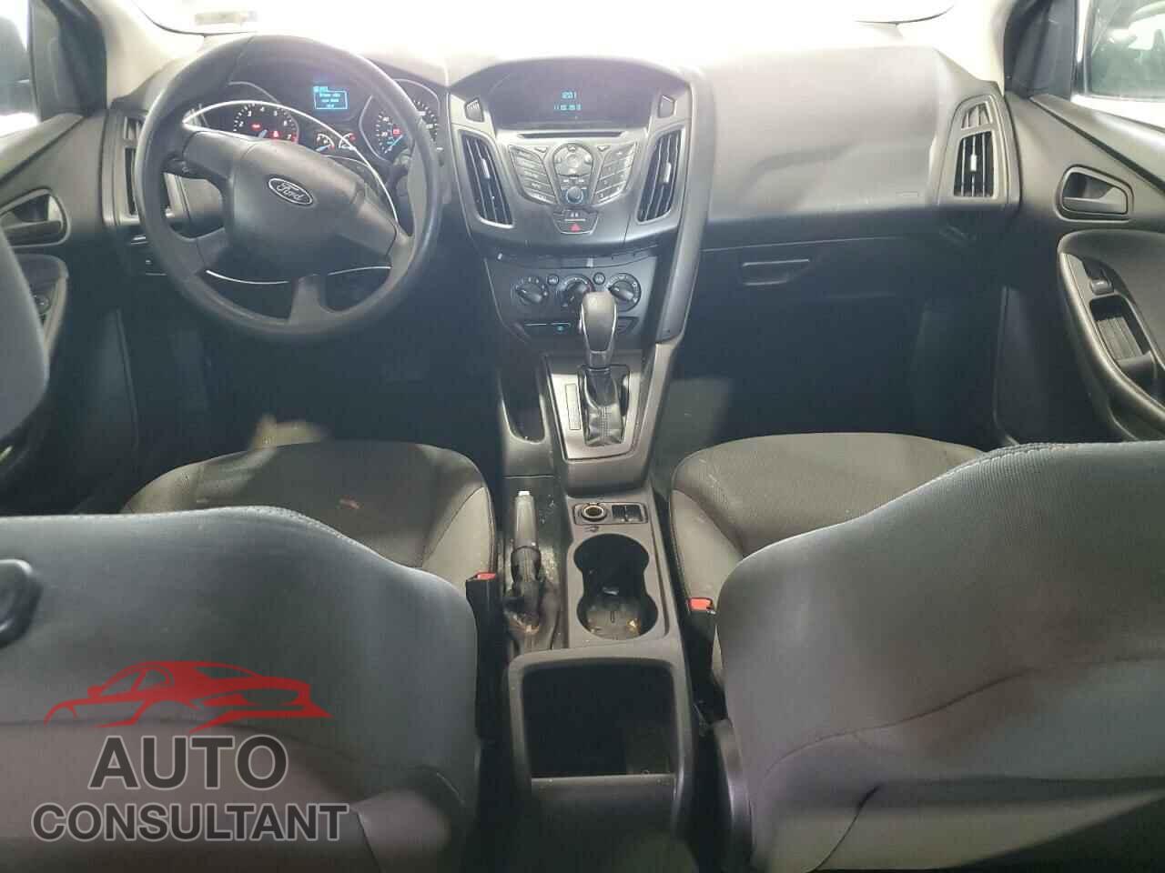 FORD FOCUS 2014 - 1FADP3E28EL223181