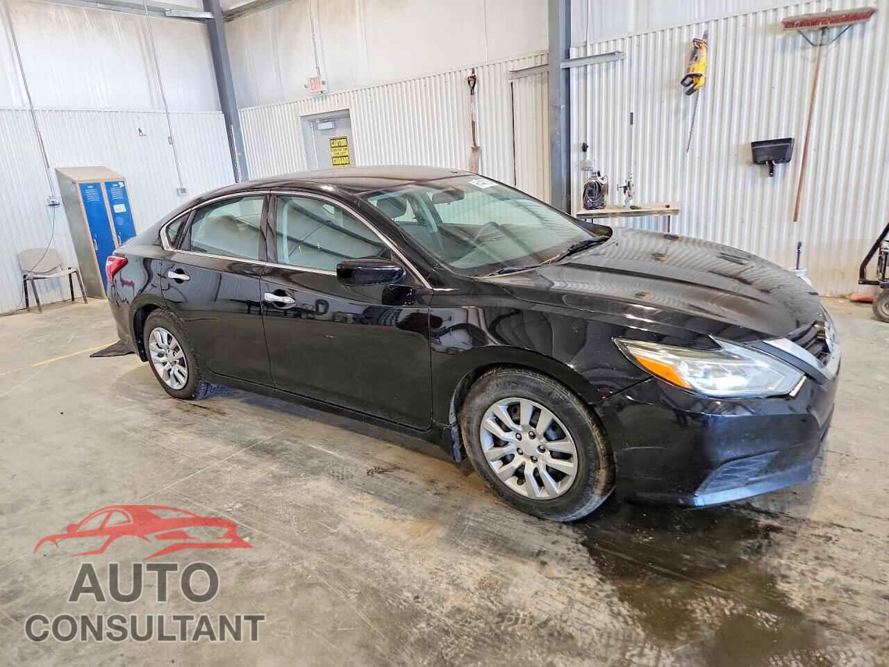 NISSAN ALTIMA 2017 - 1N4AL3AP2HC275667