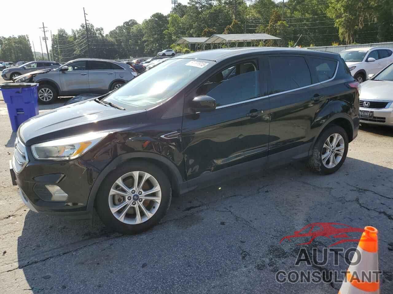 FORD ESCAPE 2017 - 1FMCU9GD2HUE82310