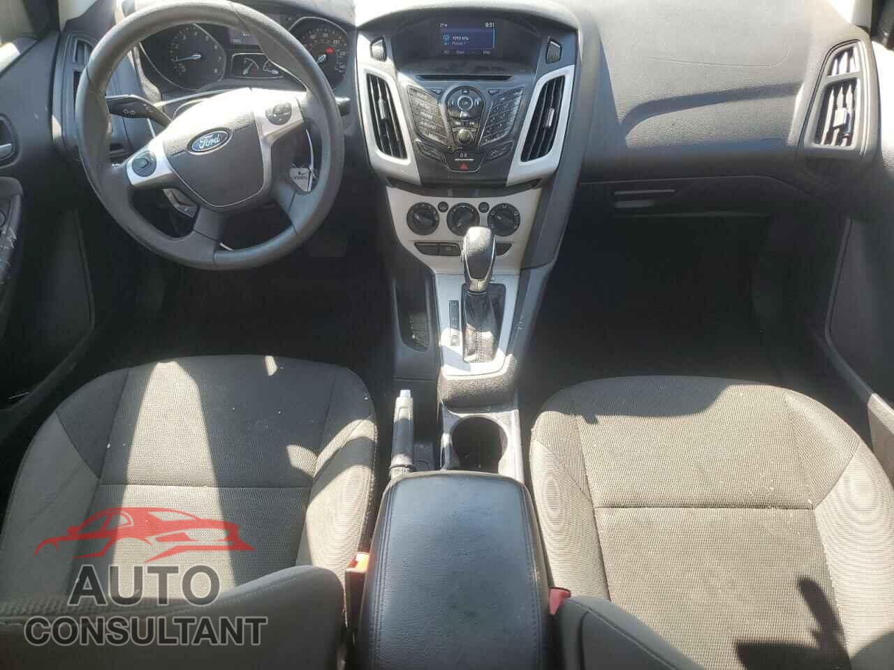 FORD FOCUS 2014 - 1FADP3F22EL313201