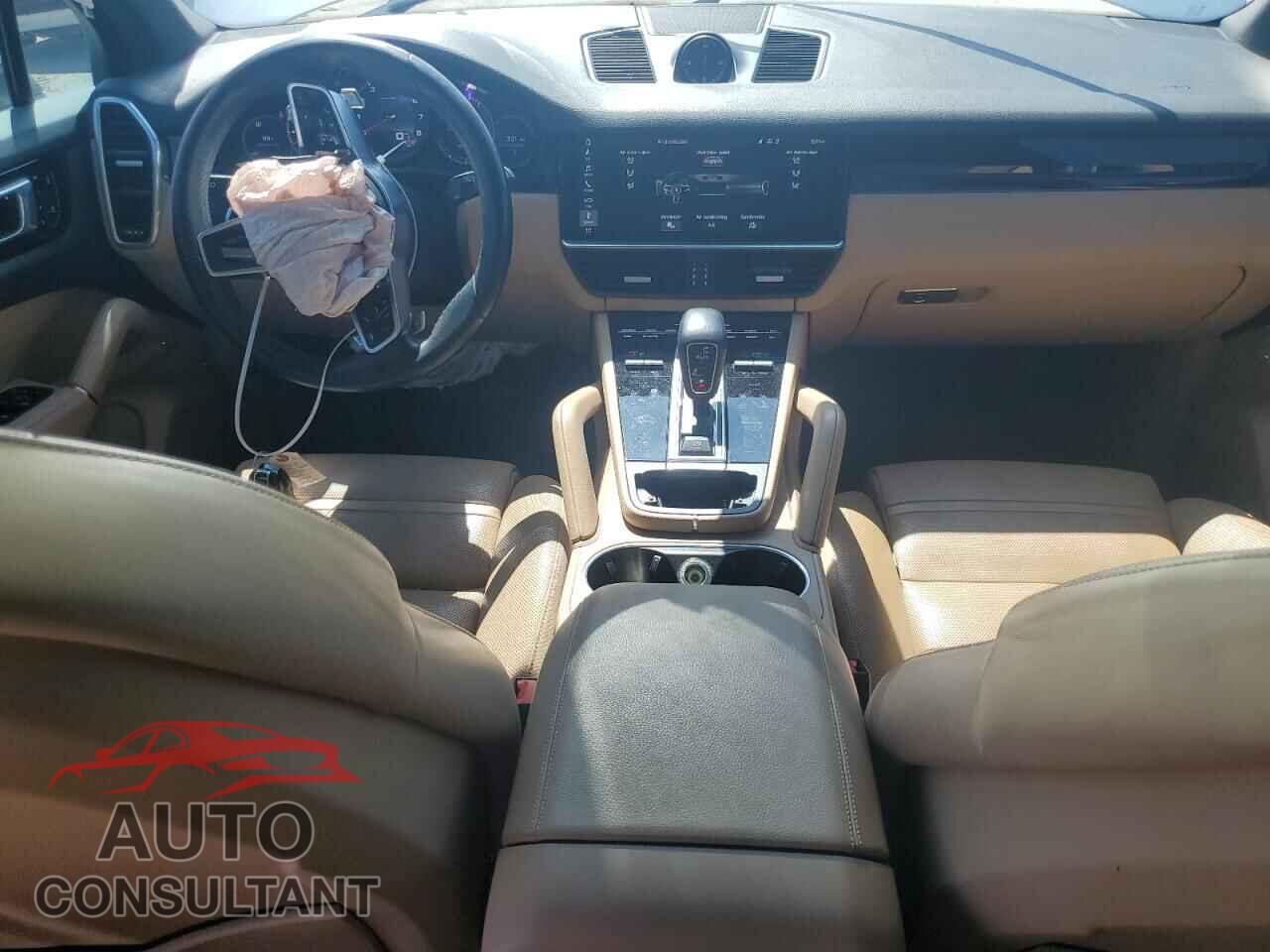 PORSCHE CAYENNE 2019 - WP1AA2AY6KDA11662